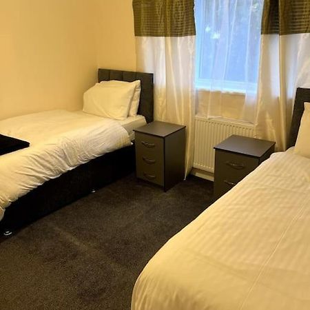 Spacious City Centre Home Near Hospital & M5 伍斯特 外观 照片